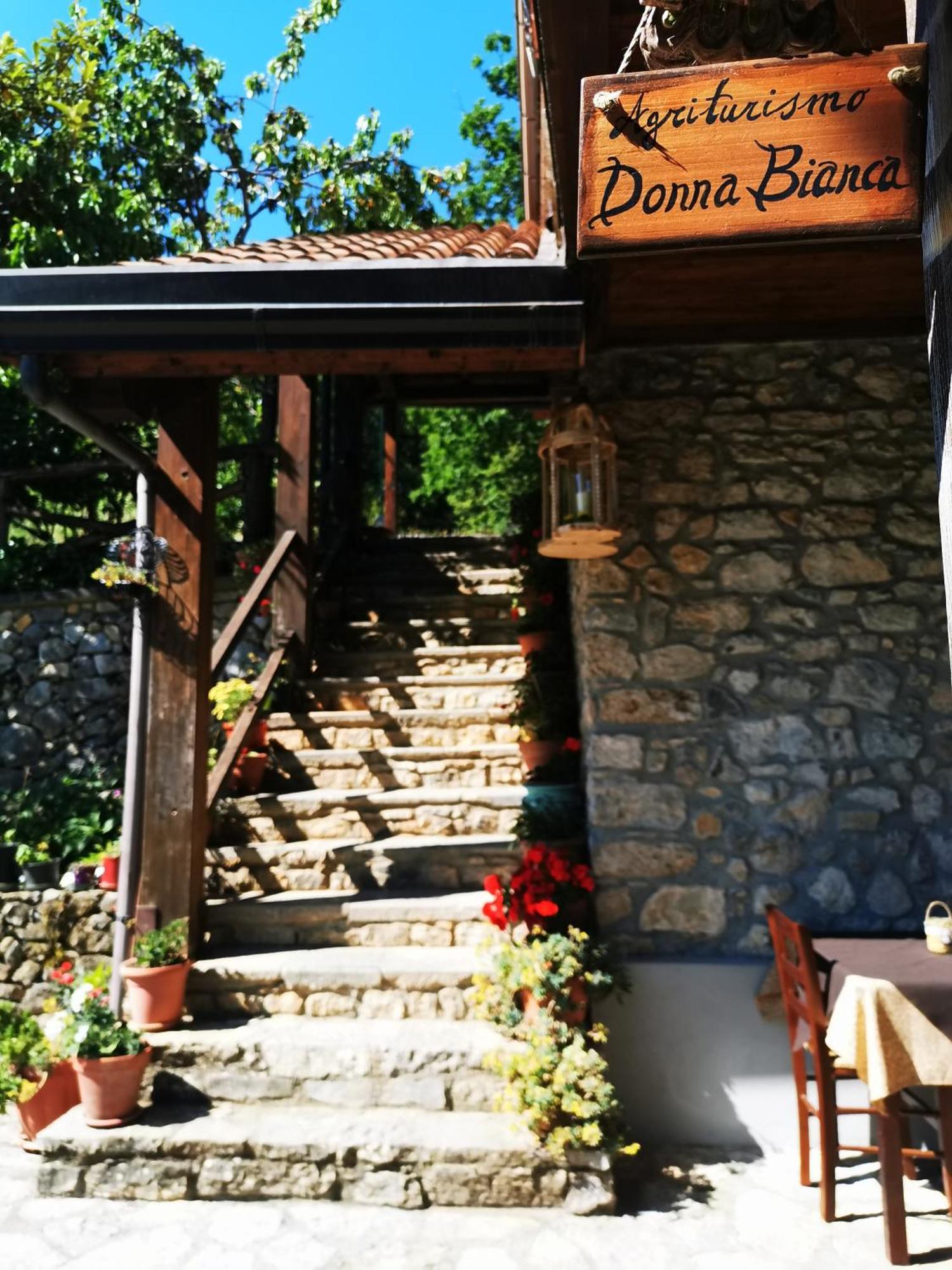 Agriturismo Donna Bianca Mormanno Exteriör bild